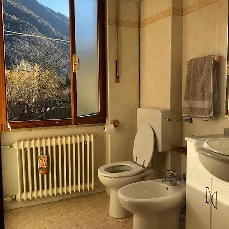 Mountain House Guest house *